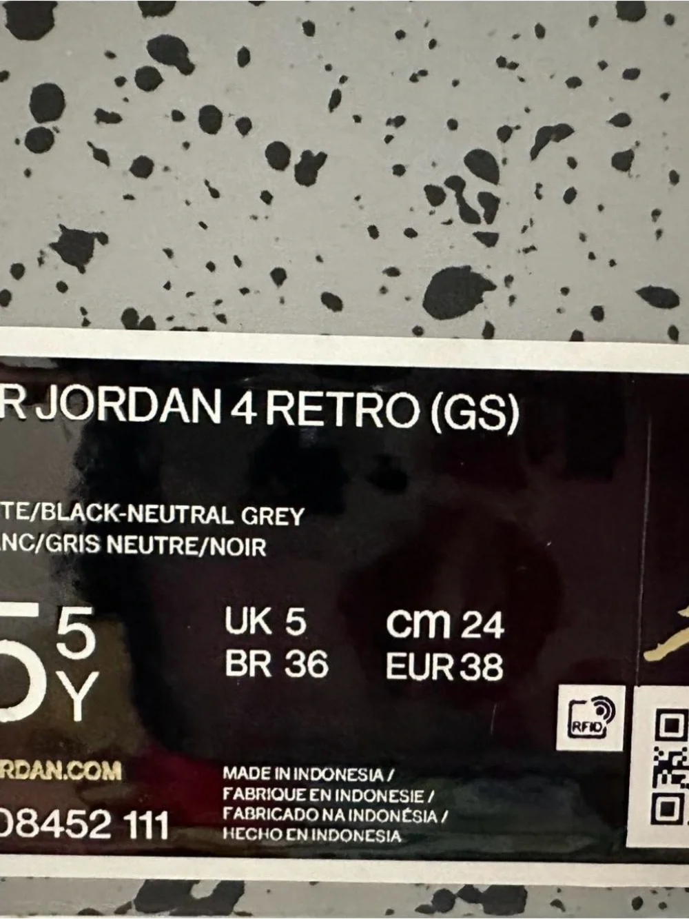 Jordan Men's White and Light Gray Retro Sneakers